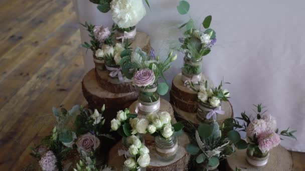 Декорации цветов на свадьбе — стоковое видео