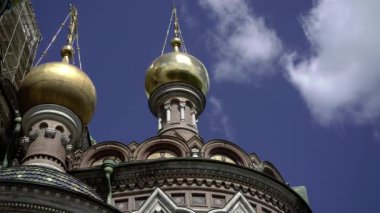 Kilise kurtarıcı kan üzerinde