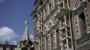 Kilise kurtarıcı kan üzerinde