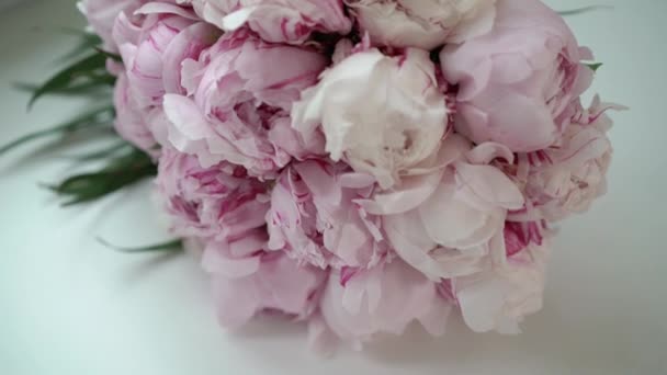 Bouquet with pink peonies — Stock Video