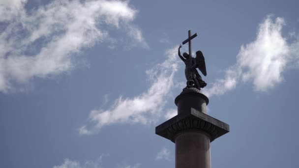 Alexanders column in Saint-Petersburg — Stock Video