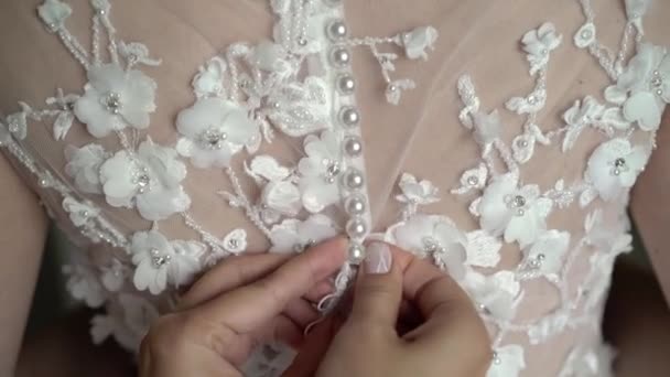 Novia con vestido de novia — Vídeo de stock