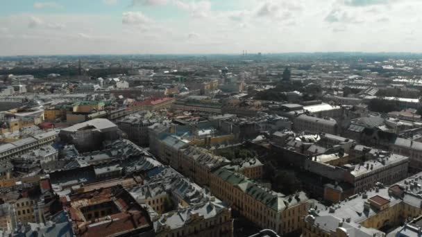 Vista aérea de la vieja ciudad europea — Vídeos de Stock