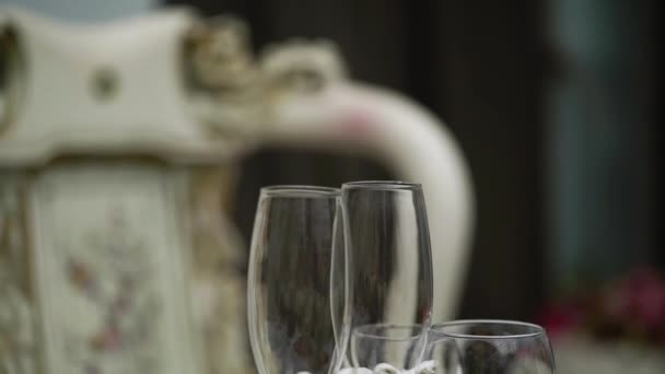 Glasses at the table banquet party event — Stock Video