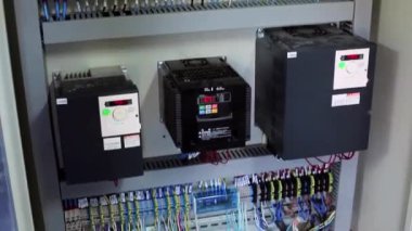 Elektrik Fabrika endüstriyel makine üzerinde