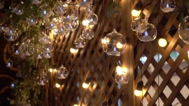 Hall bir otel ya da Restoran, lobi, avize avize asılı cam taşaklarından, yaratıcı, modern, İçişleri, otel ya da Restoran İç