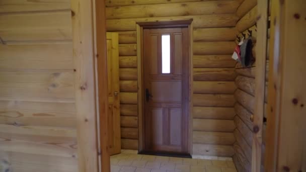 Sauna interior - Relájese en una sauna caliente — Vídeo de stock