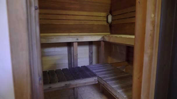 Sauna interior - Relájese en una sauna caliente — Vídeos de Stock