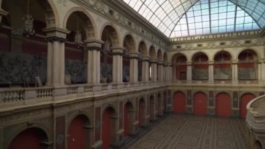 Saint-Petersburg, Rusya Federasyonu-Novemer 5, 2018: Baron A. L. Shtiglitz teknik çizim Solyanoy pereulok, 13 yılında Merkez Okulu.