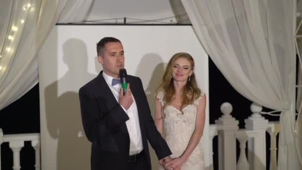 The Bride And Groom Speak To Their Guests Tent Wedding Toast The