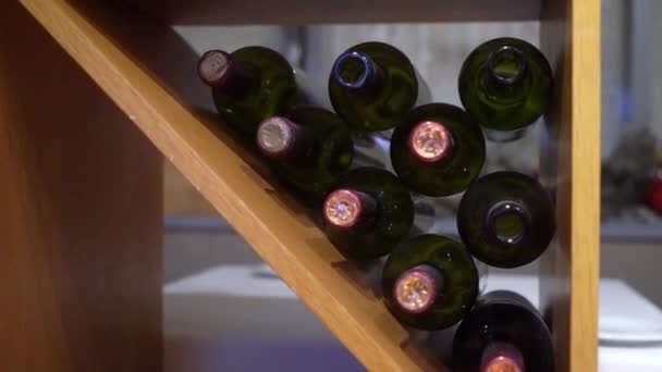 Lahví vína — Stock video