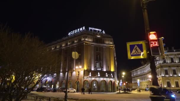 SAN PETERSBURGO, RUSIA - 12 DE ENERO DE 2019: Hotel Astoria en invierno — Vídeos de Stock