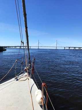 Bir deniz lüks yat yelken