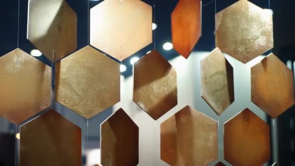 Cellules dorées comme fond d'hoeycomb — Video