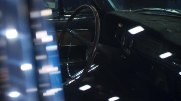 Интерьер классического американского автомобиля — стоковое видео