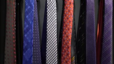 Erkekler kravat bir mağaza