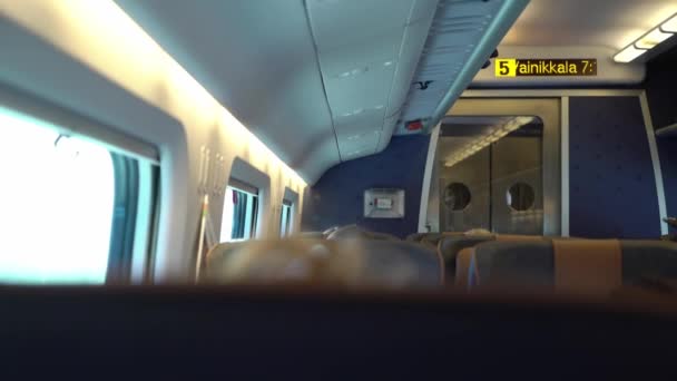 Cabine van coach in een trein — Stockvideo