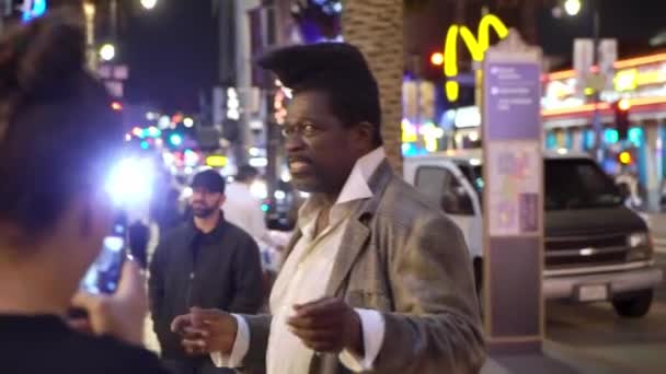 Los Angeles, Amerikai Egyesült Államok-május 9, 2019: Hollywood Walk of Fame — Stock videók