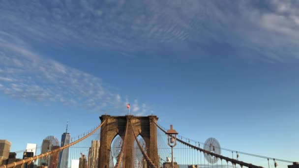 Puente de Brooklyn en Nueva York — Vídeo de stock