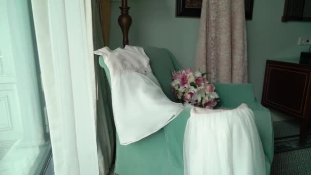 Gaun pengantin putih — Stok Video