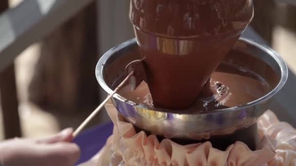 Çikolata çeşme fondü — Stok video