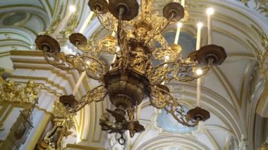 Saint-Petersburg, Rusya - 10 Haziran 2019: Hıristiyanlık katedrali iç