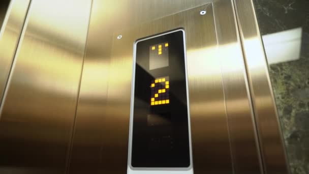 建筑中的电梯 — 图库视频影像