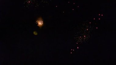 Havai fişek gösterisi. Muhteşem Havai Fişek gösterisi 
