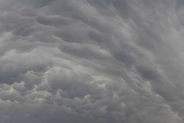 Mammatus Felhők Gomolyfelhő Magasságban Clouds Mammatus Egy Csoportja Felhők Amelyek — Stock Fotó