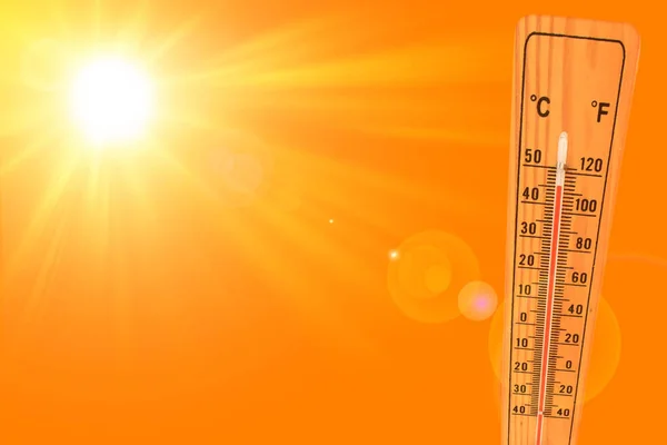 Sunny Summer Background Thermometer Marking Temperature Degrees Bright Sun Orange — Stock Photo, Image