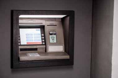 ATM - otomatik vezne makinesi