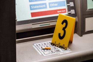 Olay Yeri Kanıt İşaretleyici Atm yakın