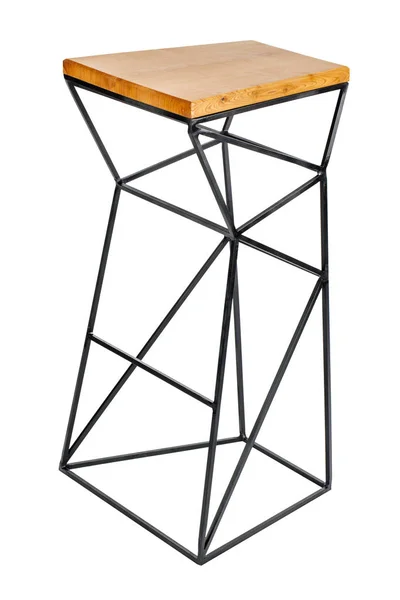 Silla alta de estructura de acero con asiento de madera. Estilo Loft inte —  Fotos de Stock