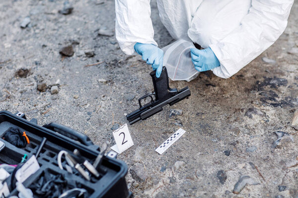 Расследование места преступления - сбор доказательств
