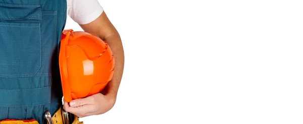 Trabalhador com capacete laranja em mãos isoladas no fundo branco . — Fotografia de Stock