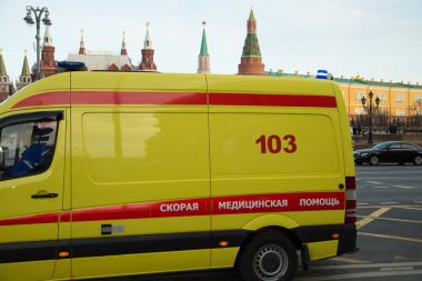 Kremlin 'e ambulans gönderin.