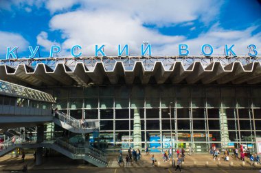 Moskova'daki Kursk tren istasyonu
