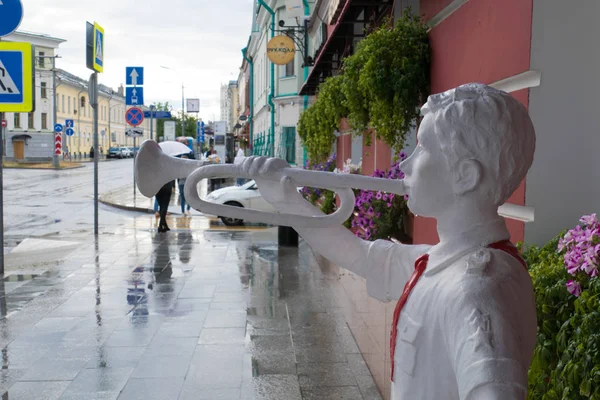 Pionero de la escultura Moscú, Taganka verano en el centro , — Foto de Stock