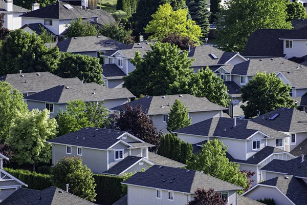 Okanagan Vadisi Batı Kelowna British Columbia Kanada'da konut alt bölümü