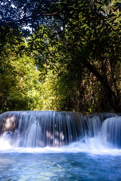 Пейзаж Фото Huay Mae Камин Водопад Удивительный Водопад Прекрасном Осеннем — стоковое фото