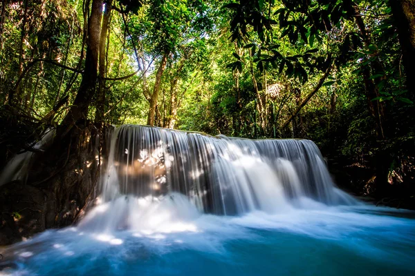 Пейзаж Фото Huay Mae Камин Водопад Удивительный Водопад Прекрасном Осеннем — стоковое фото