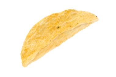 Patates cipsi beyaz arkaplanda izole