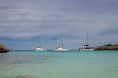 Güzel plaj Mallorca, İspanya. Yaz. Tatil. Deniz suyu.