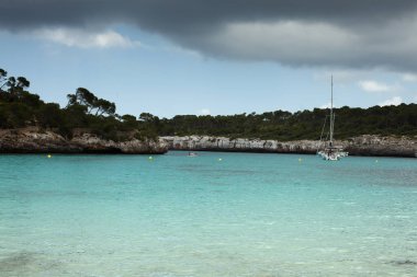Güzel plaj Mallorca, İspanya. Yaz. Tatil. Deniz suyu.