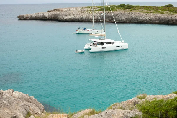 Güzel plaj Mallorca, İspanya. Yaz. Tatil. Deniz suyu.