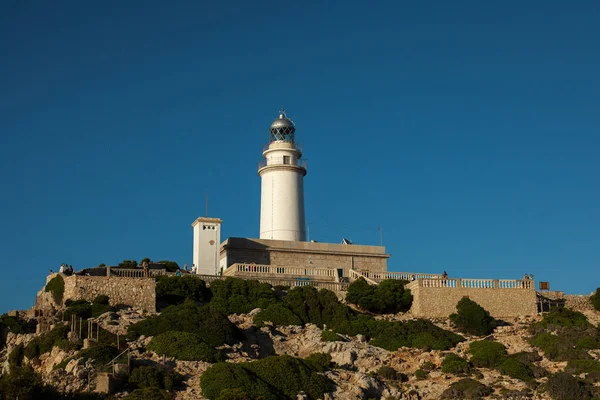 Günbatımı gökyüzü doğa manzara de Formentor kap içinde Mallorca balearic Islands, İspanya Kuzey.