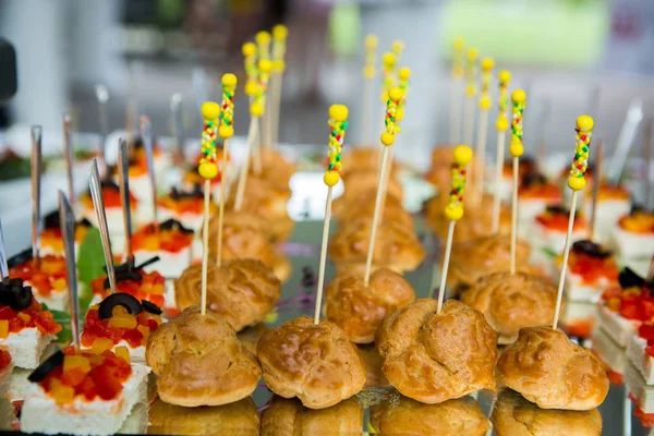 Catering Essen Hochzeit Event Tisch Buffet Linie Der Hochzeit Köstliche — Stockfoto