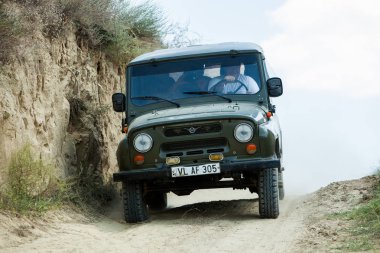 Leova, Moldova-26 Ağustos 2018: olanağım araba Uaz 3151 alanında.