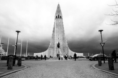 Reykjavik, İzlanda - 10 Ekim 2018: TanımlıkHallgrimskirkja Katedrali, Lutheran parish Kilisesi Reykjavik, İzlanda