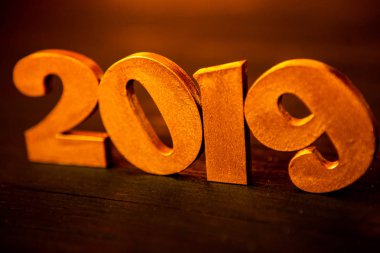 Yeni yıl kavramı. Happy New Year Banner altın 2019 numaraları ile. Yaratıcı arka plan 2019. 